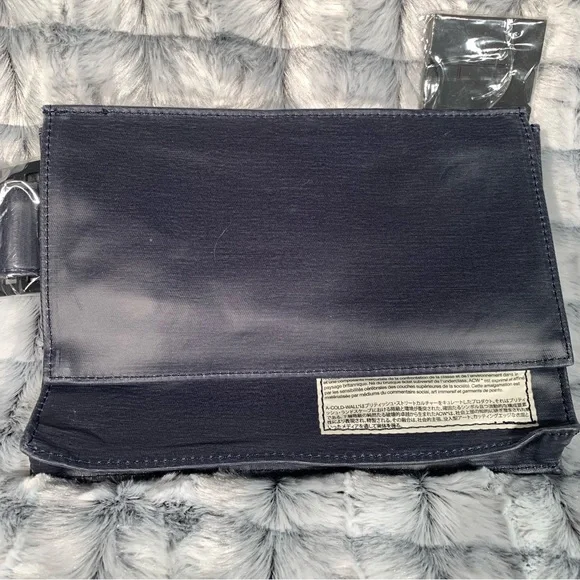 A-Cold-Wall* Men's Utility Crossbody Leather Bag | OS | Navy NEW!! - Picture 8 of 10